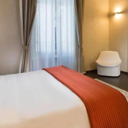 Hotell The Glamore Duomo Milano