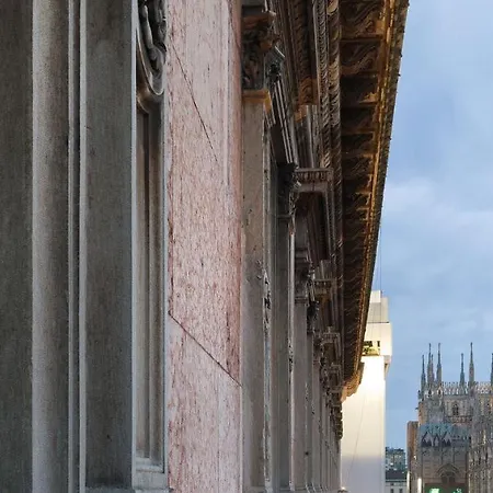 The Glamore Duomo Milano
