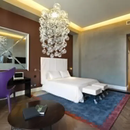 The Glamore Duomo Hotell Milano