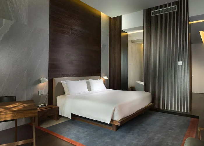 The Glamore Duomo 5* Milaan