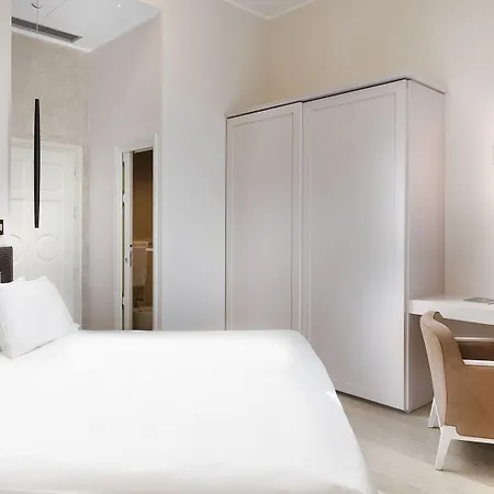 فندق The Glamore Duomo ميلان